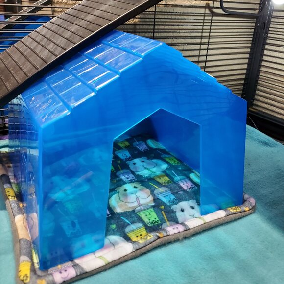 Guinea Pig Piddle Pee Pad X 2 Fleece 11" Square Reversible Washable Reusable New - Picture 4 of 6